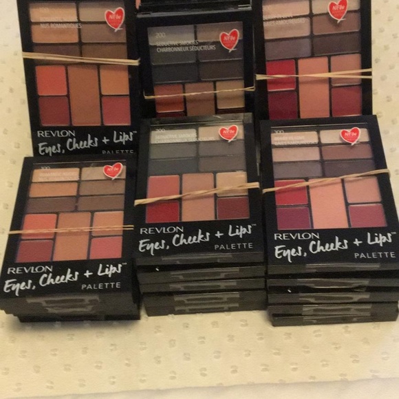 makeup - Picture 5 of 5